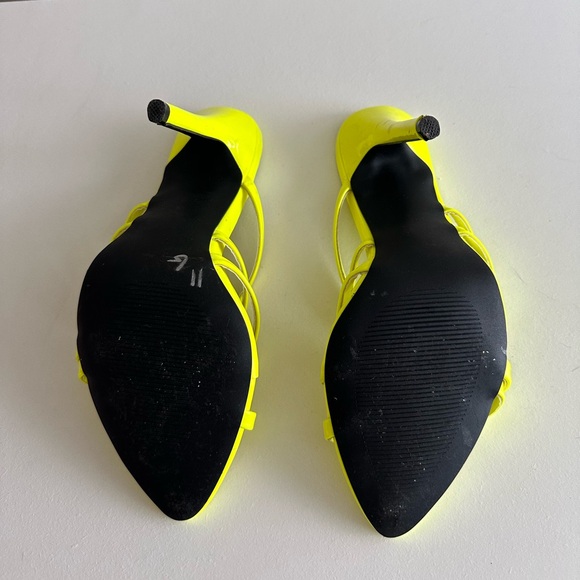 Qupid lime Strappy Heels - Size 7.5 W - Picture 4 of 6